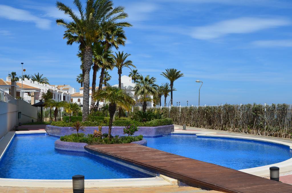 Apartamentos Punta Cormoran La Manga del Mar Menor Kültér fotó