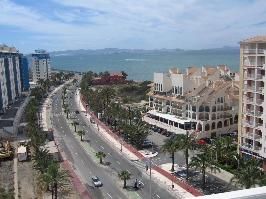 Apartamentos Punta Cormoran La Manga del Mar Menor Kültér fotó