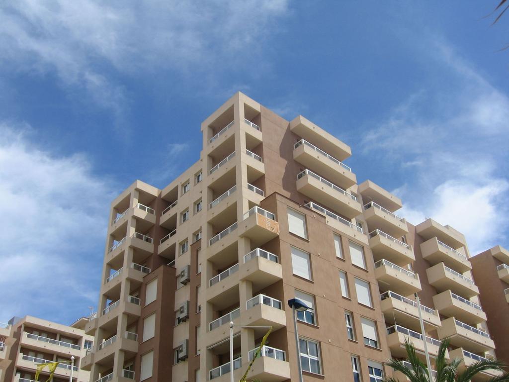 Apartamentos Punta Cormoran La Manga del Mar Menor Kültér fotó